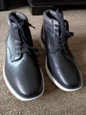 Men's Black Leather High-Top Casual Sneakers